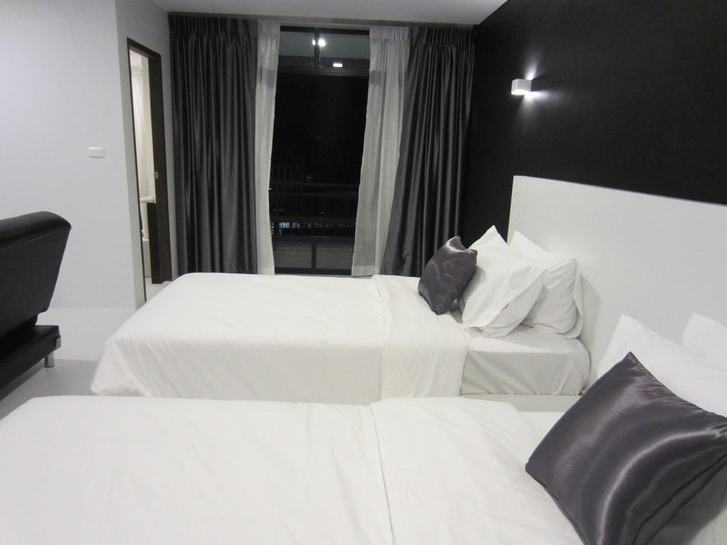 The Luna Compass Chiang Mai Exterior foto